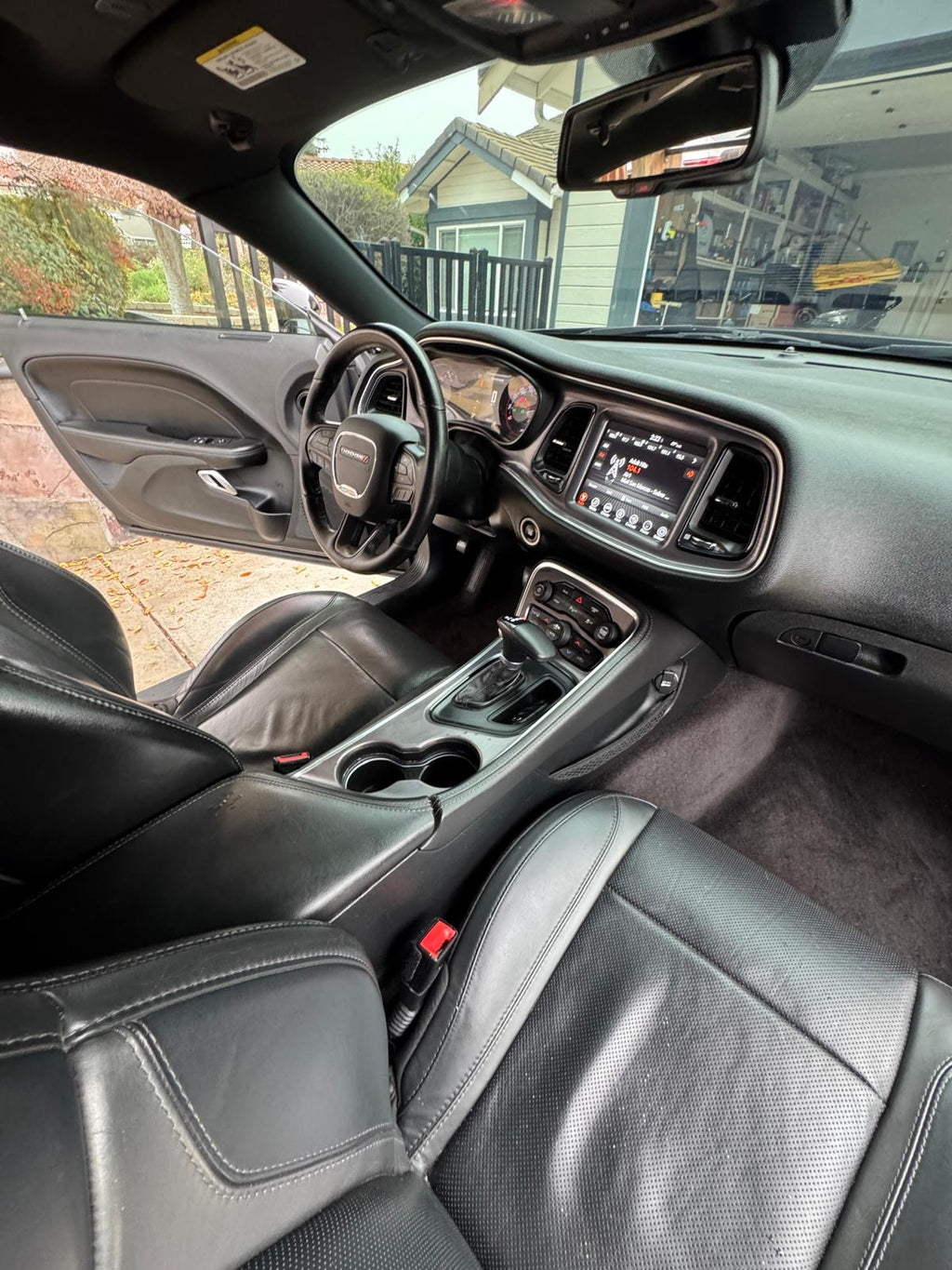 DODGE CHALLENGER SXT 2017