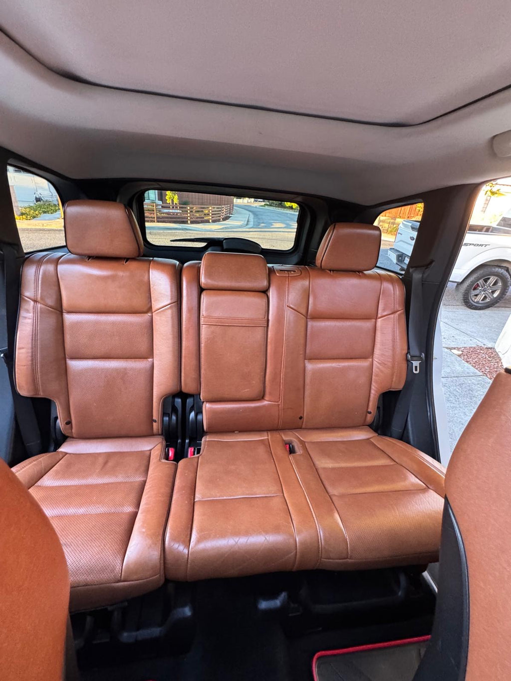 JEEP GRAND CHEROKEE OVERLAND 2011